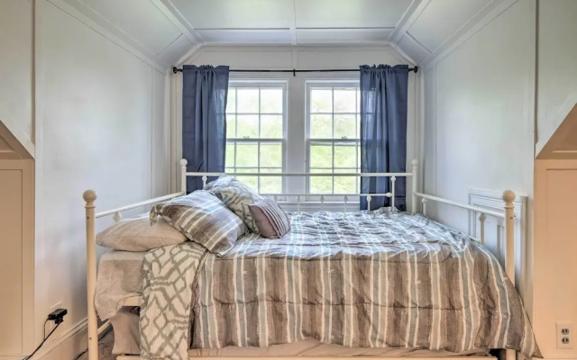 photo 5 of 2 Mi to Lighthouse: Waterfront Home w/ Dock!