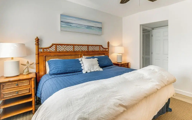 photo 5 of Waterfront Nokomis Condo < Half Mile to Beach!