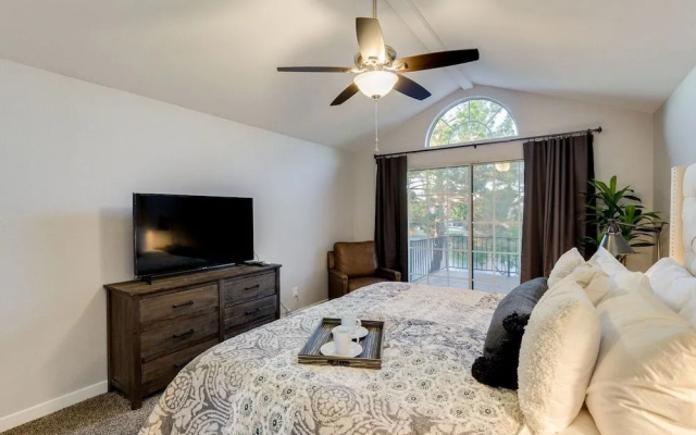photo 5 of Waterfront w/ Heated Pool and a Paddle Boat in Gilbert! by Redawning