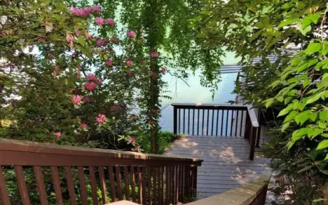 photo 5 of Water's Edge