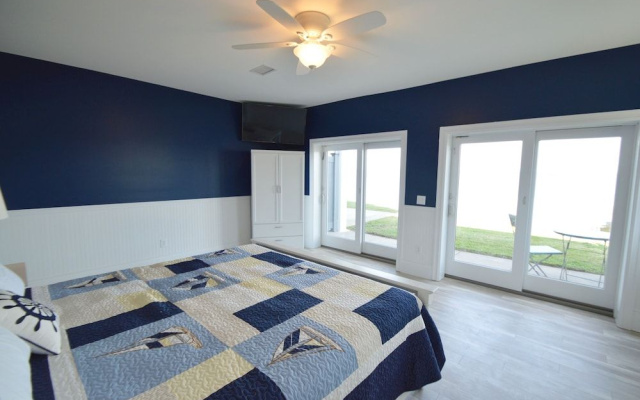 photo 5 of Waters Edge B&B Resort