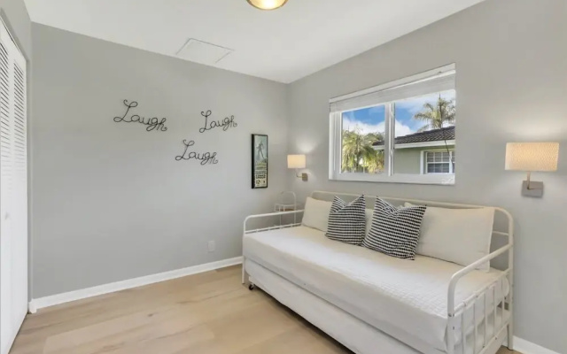 photo 2 of Watersedge - Private & Sanitized, Self Check-in. Perfect for Social Distancing & Working From Home. Private Pool, Pet Friendly. Super-host Support