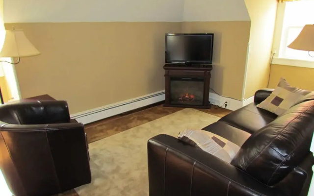 photo 2 of Waterside Executive Suites