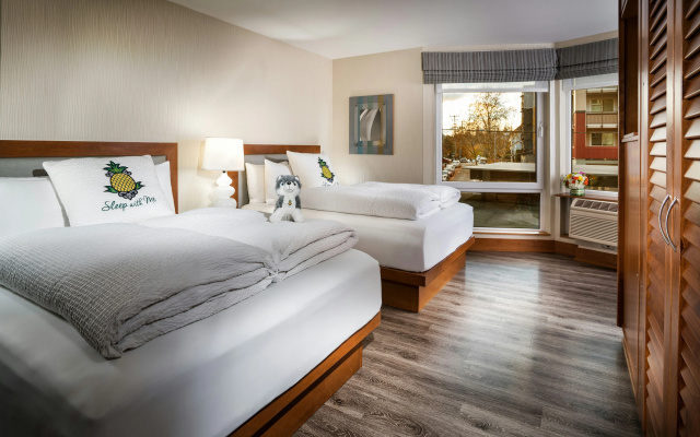 photo 4 of Staypineapple, Watertown Hotel, University District Seattle