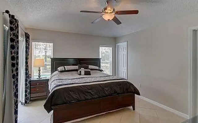 photo 4 of Waterview Pad Apartment 4 Bedroom