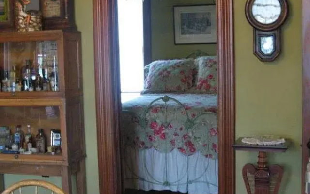 photo 3 of Waverly Cottage