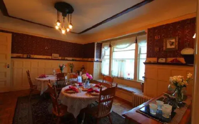 photo 2 of Waverly Inn