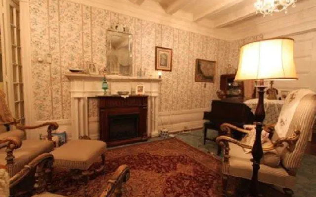 photo 4 of Waverly Inn