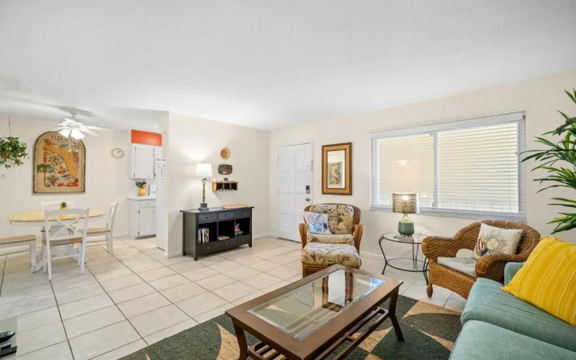 photo 3 of Waves 18, 2 Bedroom, Pool View, Heated Pool, Bbq, Wifi, Sleeps 6