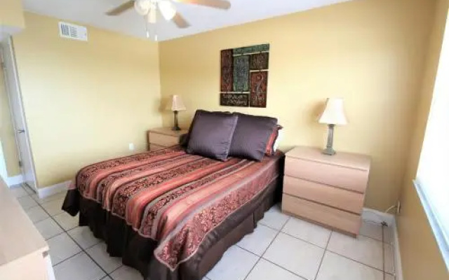 photo 5 of Waves-14 - Waves-14 St Pete Beach Beautif One-bedroom Apartment