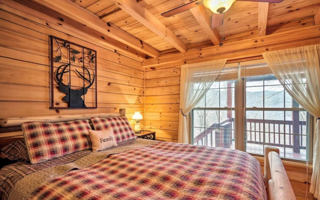 photo 2 of Waynesville Escape - Mtn Cabin Above the Clouds!
