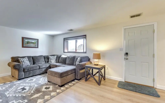 photo 2 of Waynesville Studio Suite < 1 Mi to Downtown!