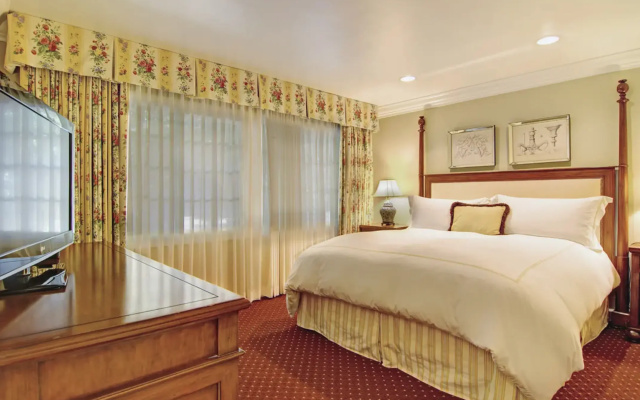 photo 5 of Wayside Inn