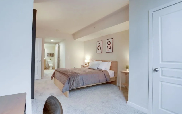 photo 3 of We Host Incredible Apt In Pentagon City