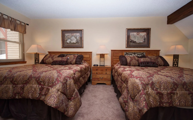 photo 5 of Wedgewood Lodge