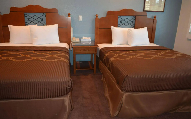 photo 4 of Welcome Inn on Colorado Blvd