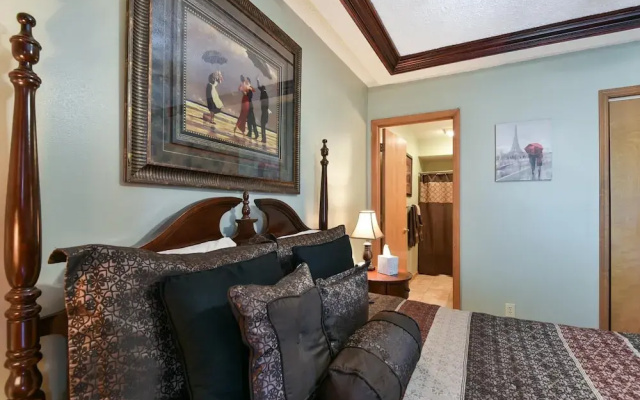 photo 2 of Welcome Inn- Pools - Great Balcony - Trails to Fishing -SO Close to Sdc!!