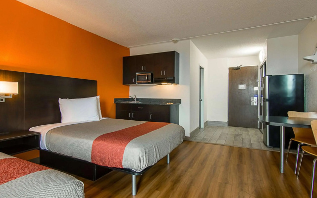 photo 4 of Motel 6 Atlanta, GA - Atlanta Airport