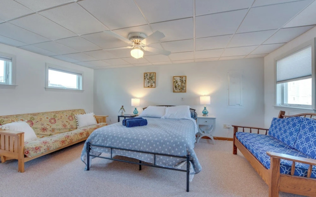 photo 3 of Wells Beach House w/ Ocean-view Deck