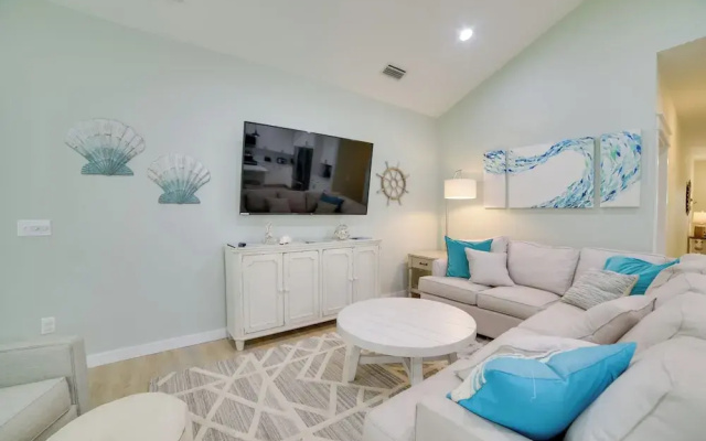 photo 4 of West End Home w/ Yard < 1 Mi to Beach Access!