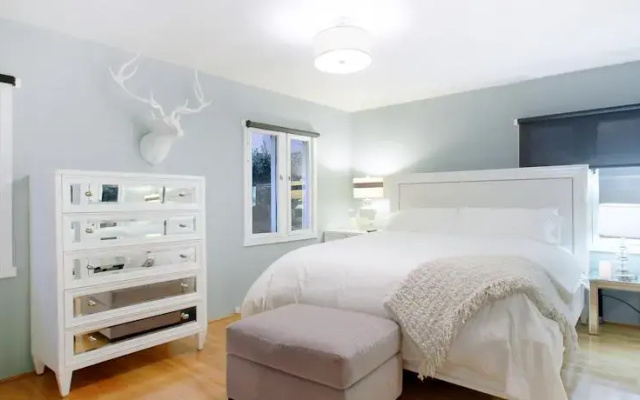 photo 2 of West Hollywood House