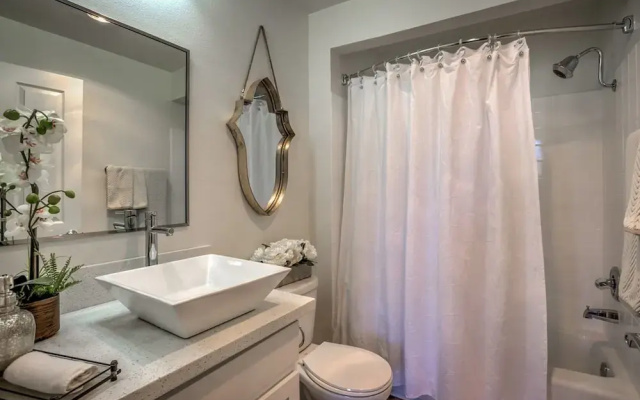 photo 5 of West Hollywood Luxury Condos