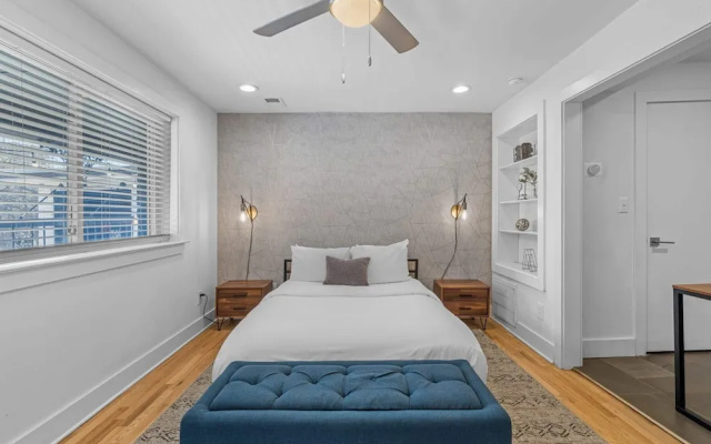 photo 3 of Crescent Furnished Apartments