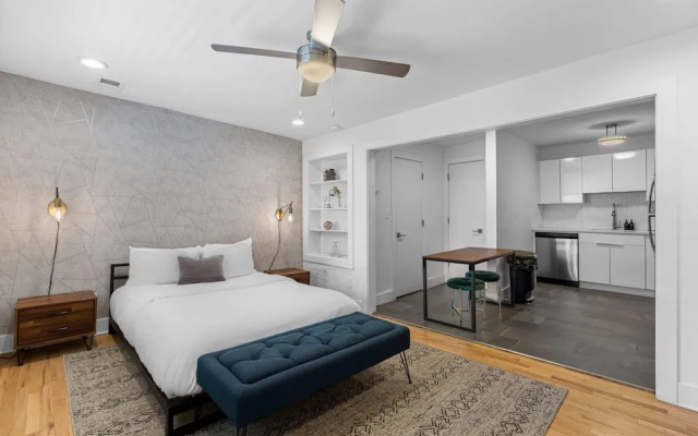 photo 4 of Crescent Furnished Apartments