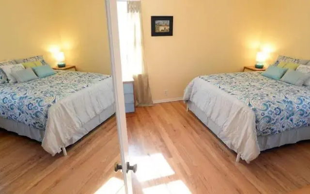 photo 3 of West LA Bungalow