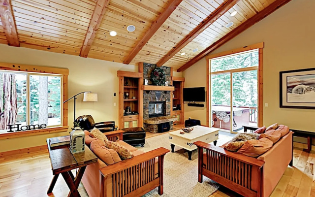 photo 4 of West Shore Retreat - 3 Br Home