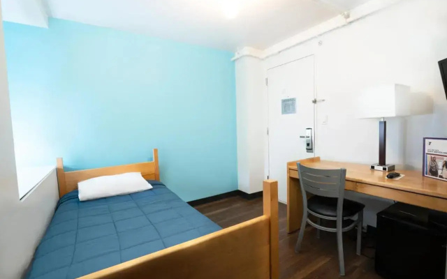photo 2 of West Side YMCA Hostel