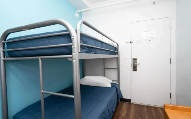 photo 3 of West Side YMCA Hostel