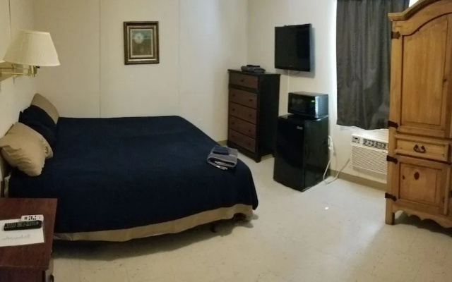 photo 3 of West Texas Lodge