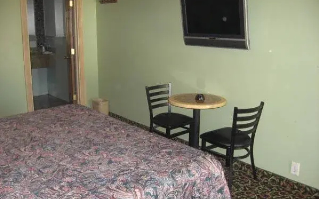 photo 4 of Westview Motel