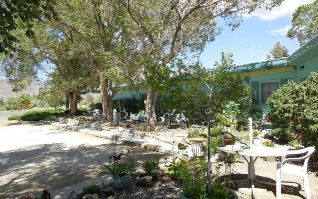photo 3 of West Walker Motel