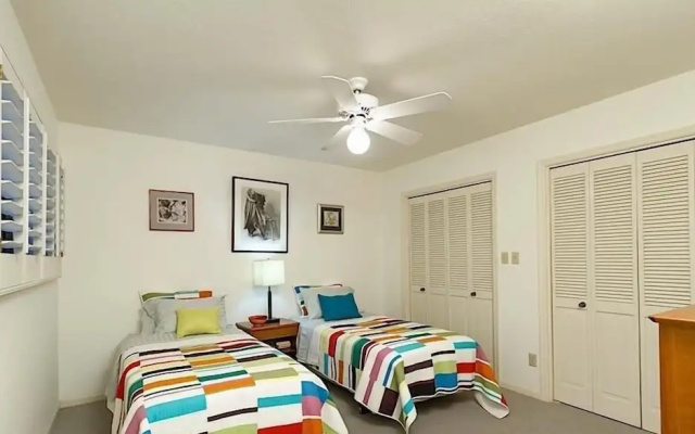 photo 3 of Western Gallery By Signature Vacation Rentals