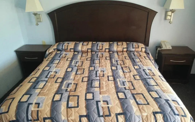 photo 5 of Western Inn