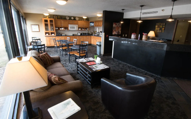 photo 2 of Western Inn