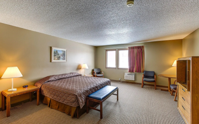 photo 3 of Western Inn