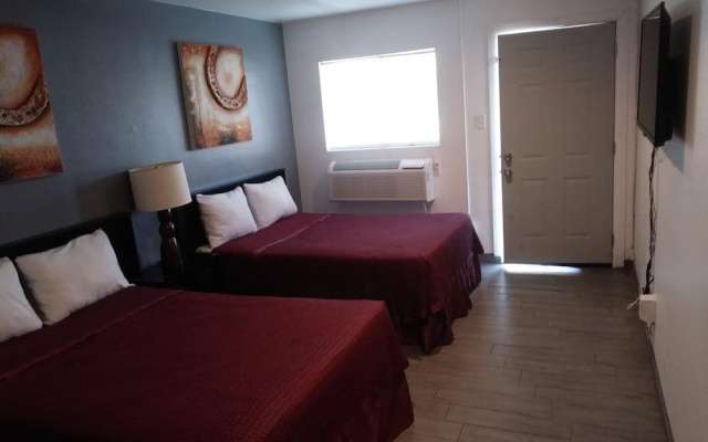 photo 2 of Western Lodge