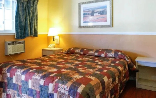 photo 2 of The Western Motel