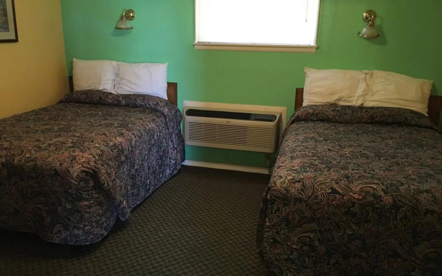 photo 3 of Western Motel