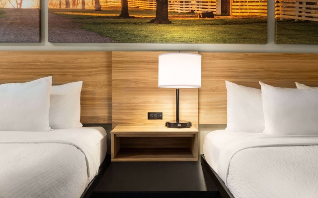 photo 3 of Days Inn And Suites By Wyndham Lancaster Amish Country