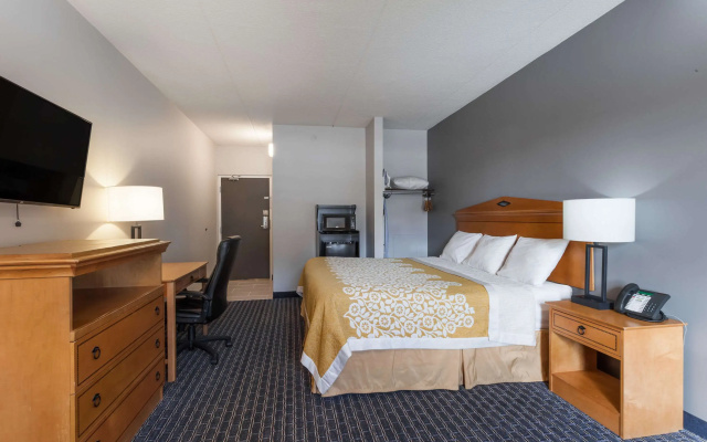 photo 5 of Days Inn & Suites by Wyndham Lancaster Amish Country