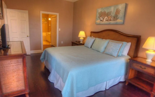 photo 2 of Weston - 3 Br Condo