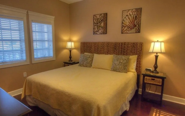 photo 3 of Weston - 3 Br Condo