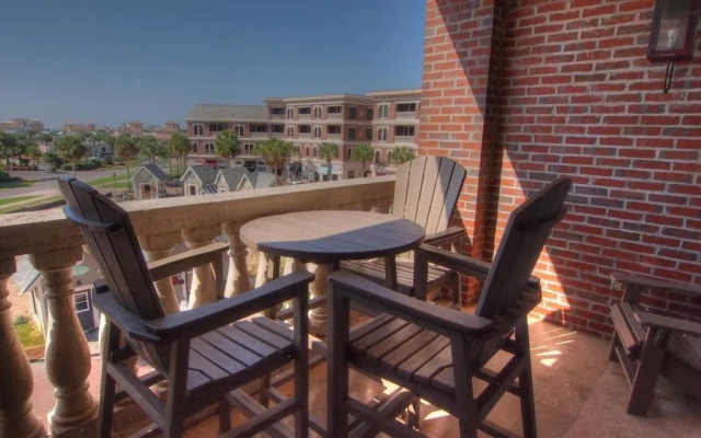 photo 4 of Weston - 3 Br Condo