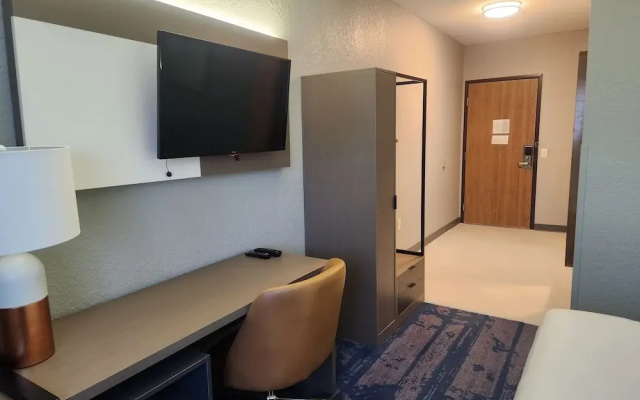 photo 2 of Comfort Inn & Suites Weston - Wausau
