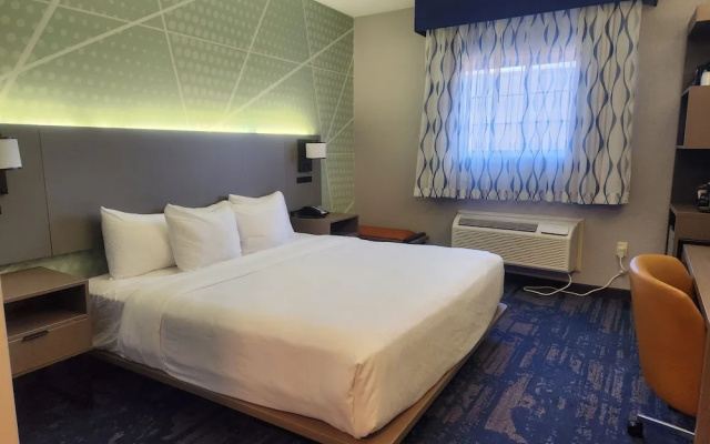 photo 4 of Comfort Inn & Suites Weston - Wausau
