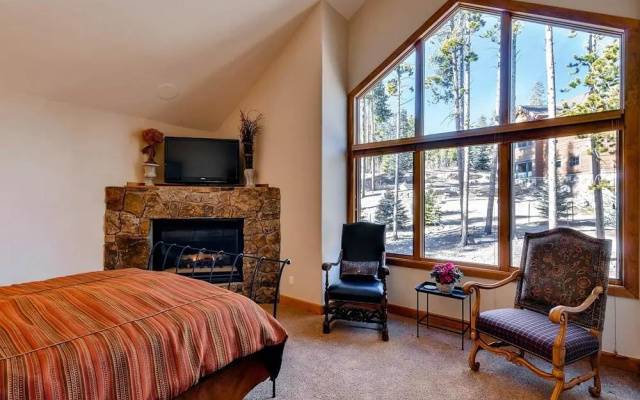 photo 3 of ResortQuest Westridge Lodge